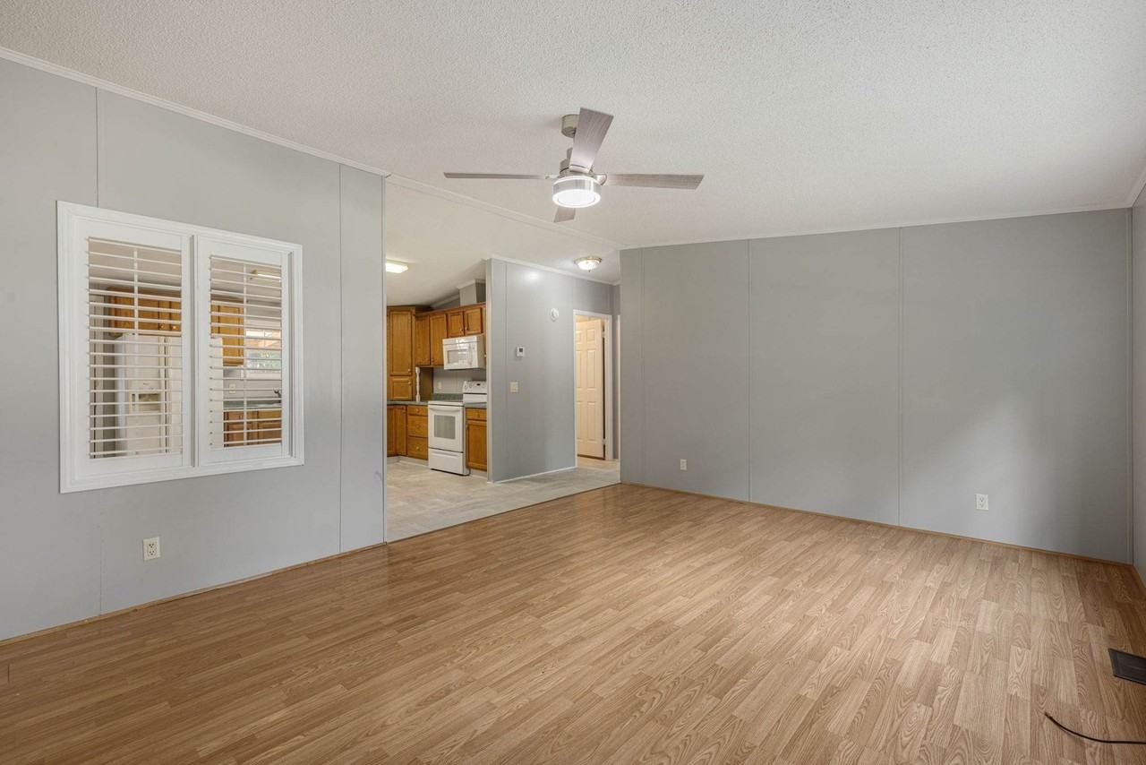 113 Simon Latour Rd - Photo 2 of 20