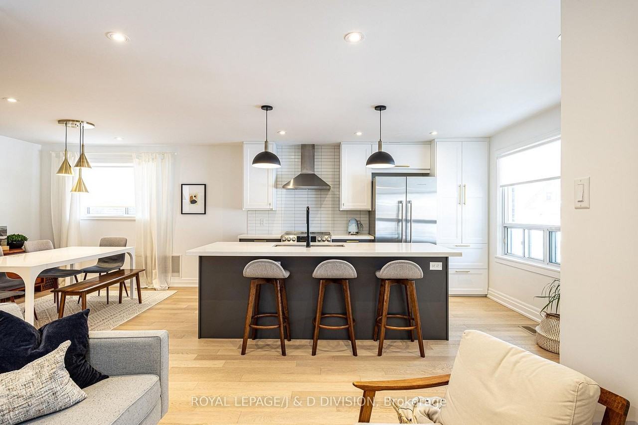 27 Noranda Drive - Photo 3 of 48