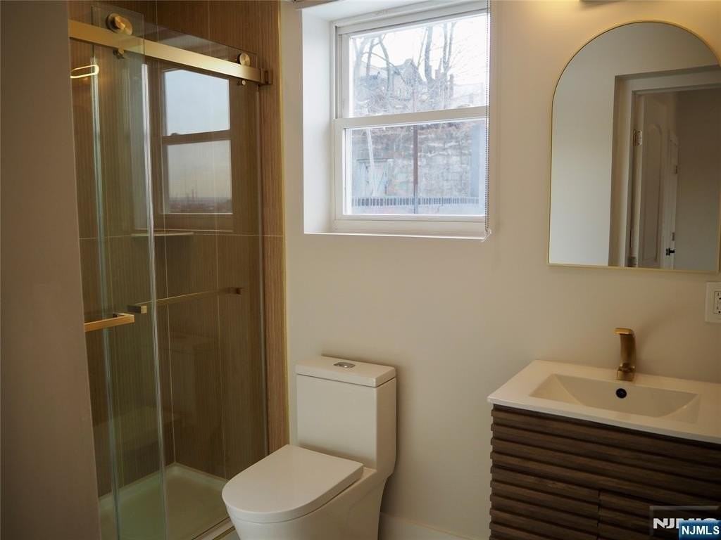 1205 Hillside Pl - Photo 7 of 21