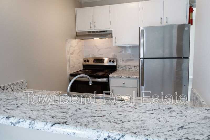 5849 - Photo 3 of 20