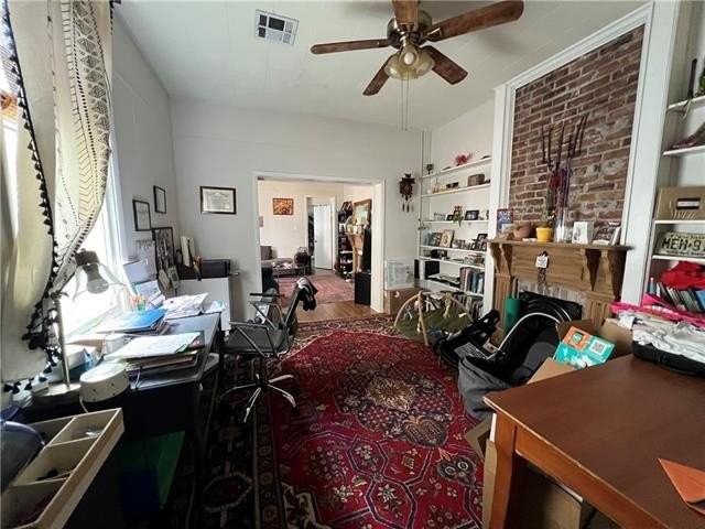 620 Webster St - Photo 2 of 9