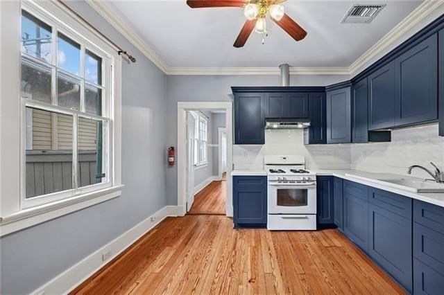 1537 Annunciation St - Photo 6 of 10