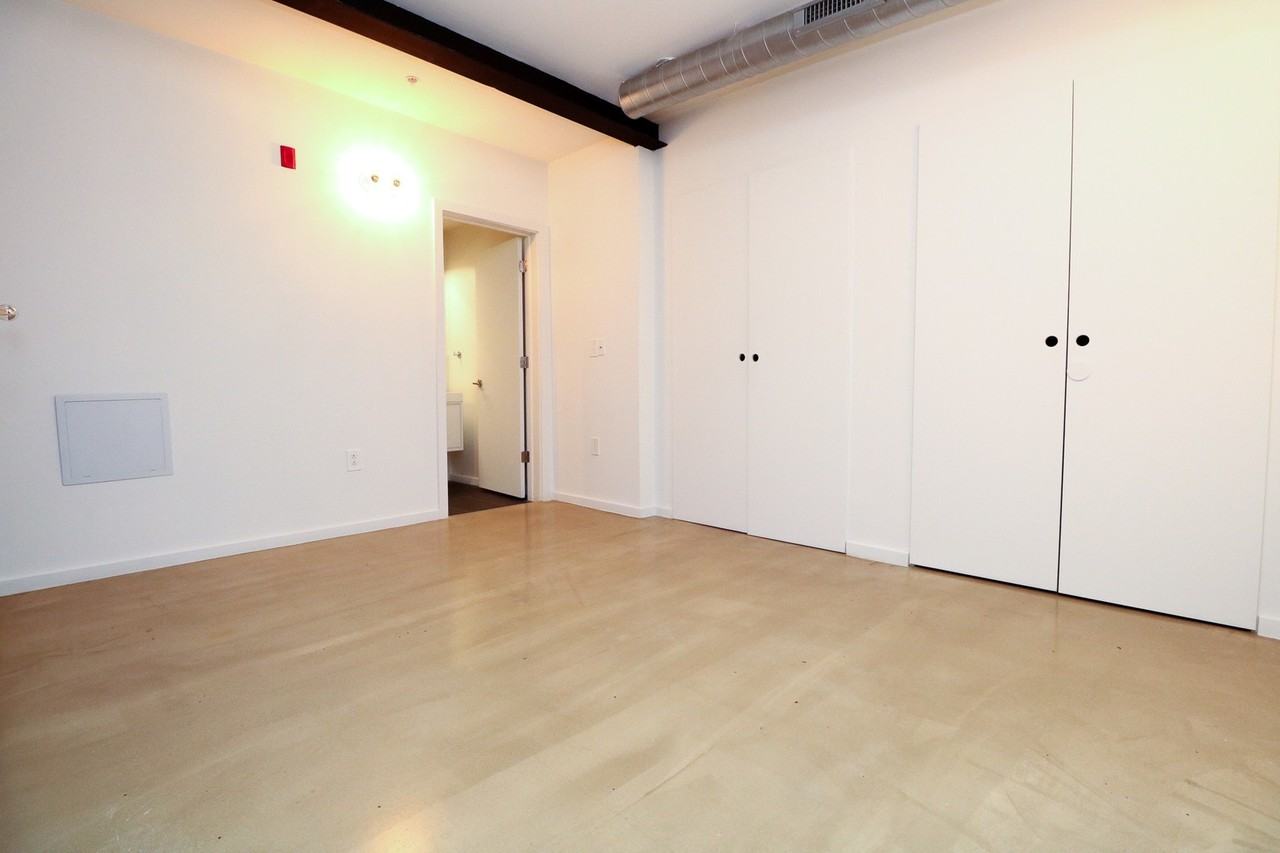 G8One - Residential - Photo 6 of 50