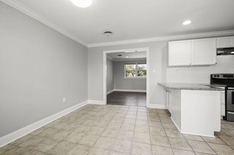 8120 N Essen Heights Ct - Photo 5 of 21