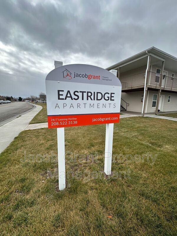 1378 Curlew Dr #151 - Photo 2 of 9