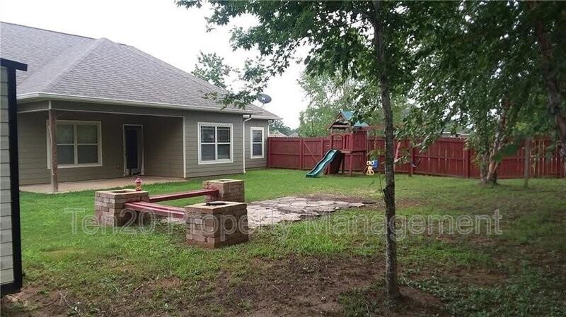 2 Golden Eagle Ct - Photo 3 of 20