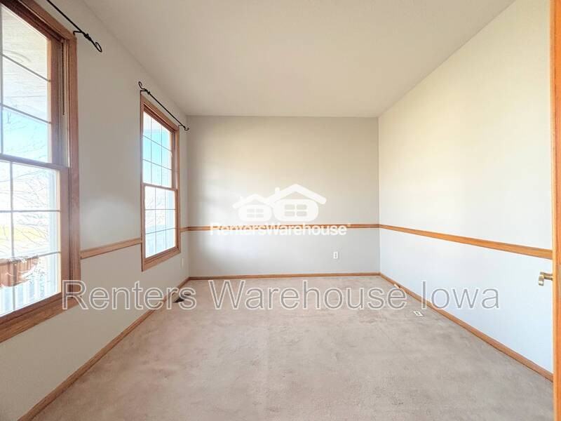 6874 Dakota Dr - Photo 5 of 26