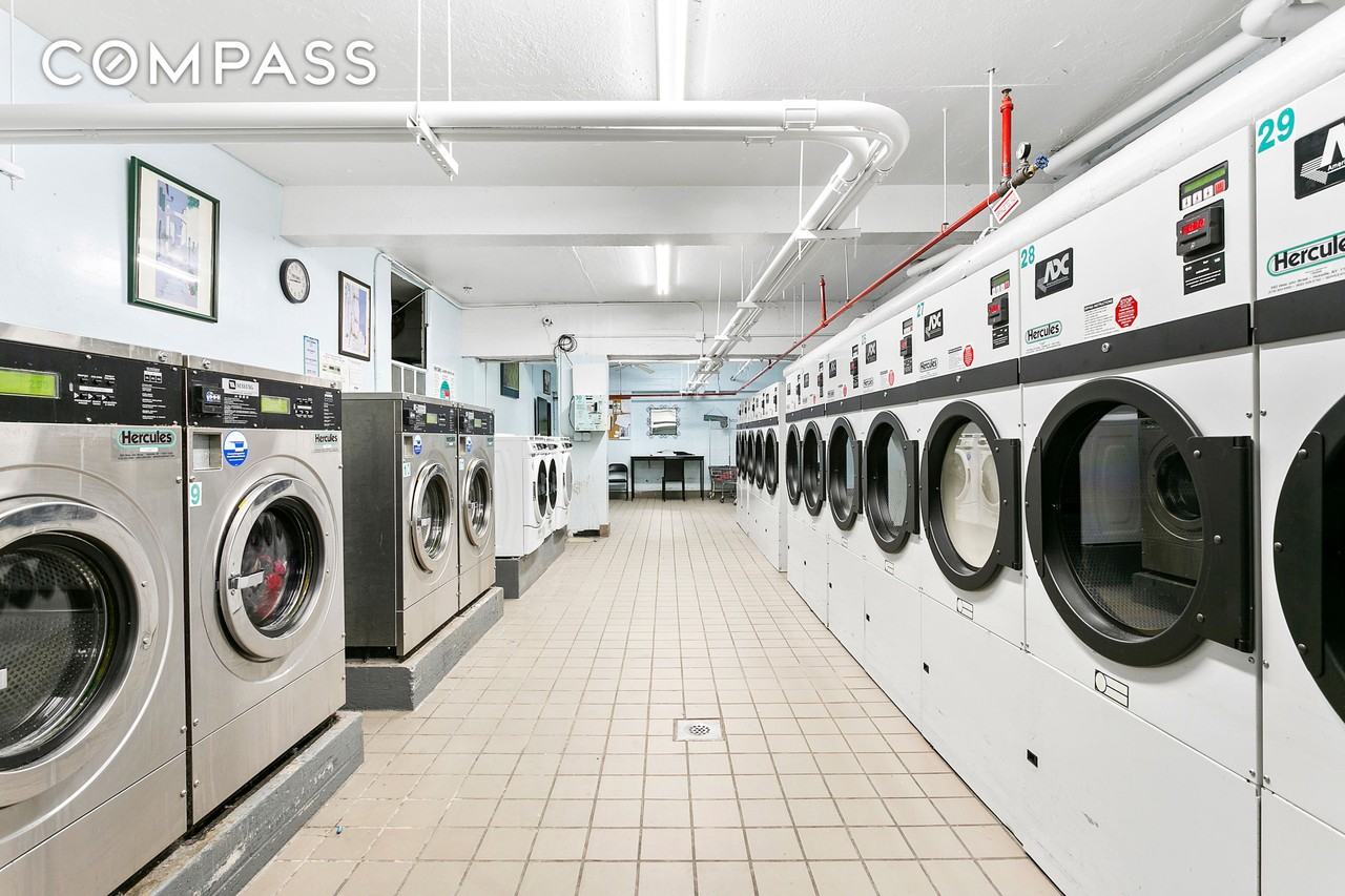 15934 Riverside Dr W #1F90 - Photo 6 of 14