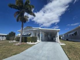 303 50th Avenue Plz W #95 - Photo 1 of 1