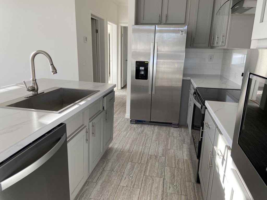 344 Heritage Blvd #0402 - Photo 6 of 22