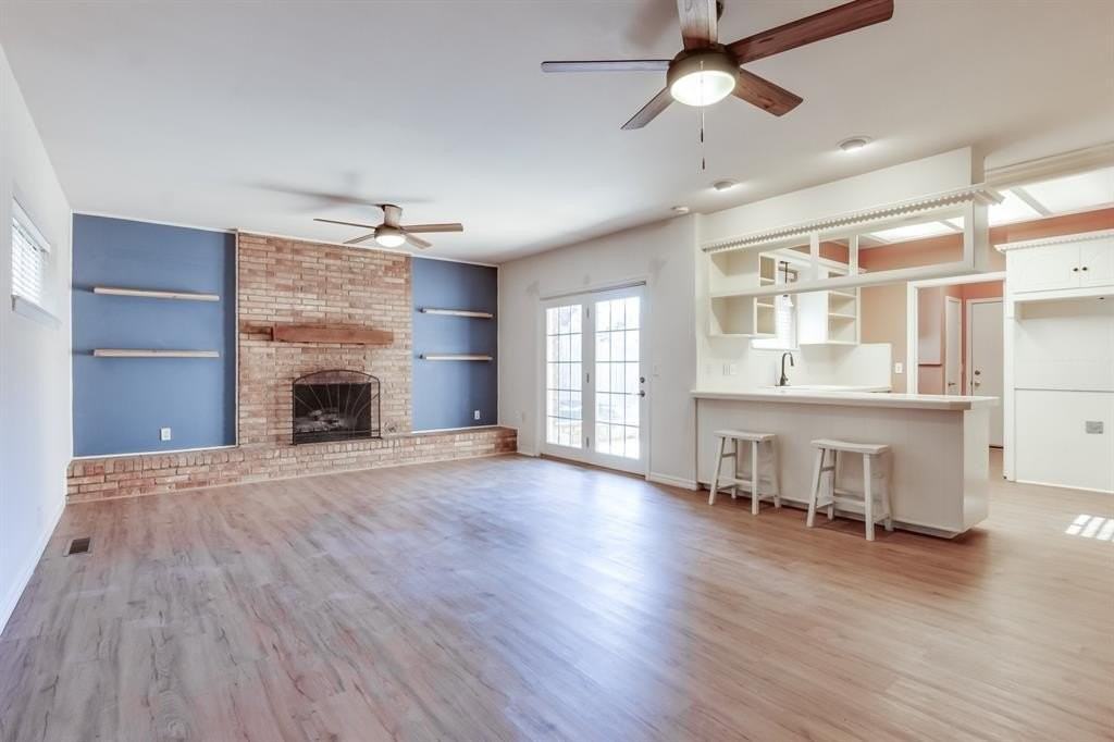 11208 Surrey Hills Blvd - Photo 3 of 16