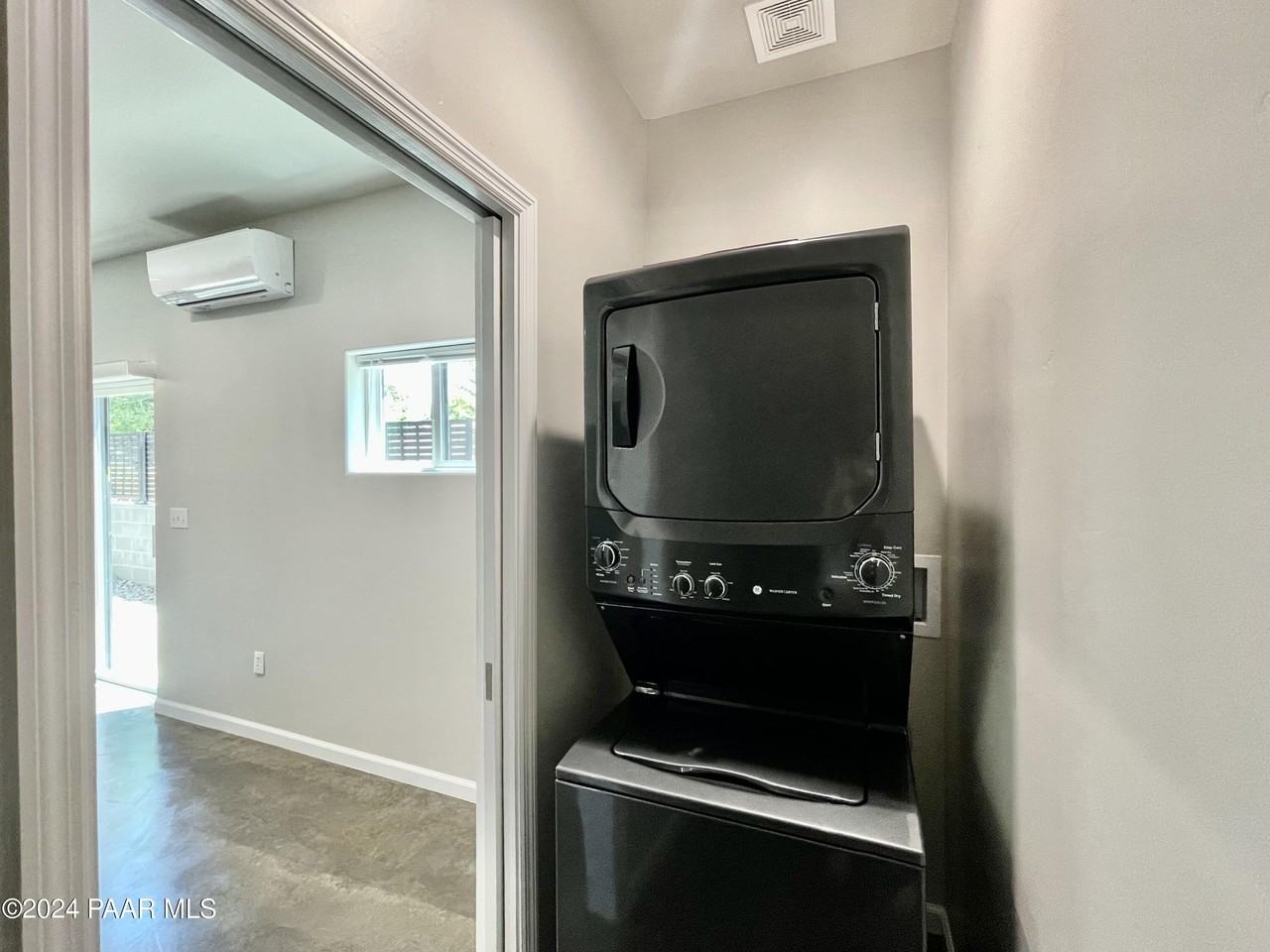 720 N Walnut St Apt 13 - Photo 6 of 26