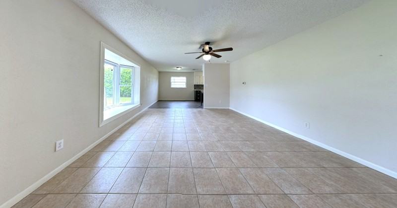 31211 Stoney Brook Dr - Photo 4 of 43