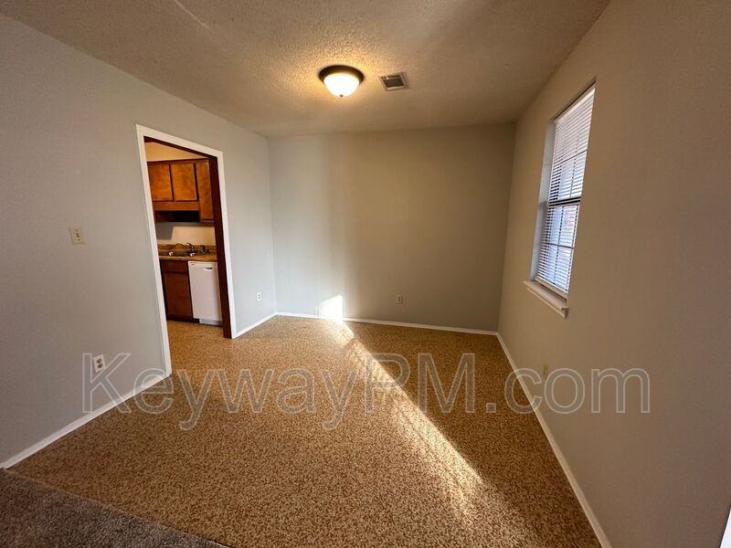 4589 Hickory Dr #B - Photo 6 of 13