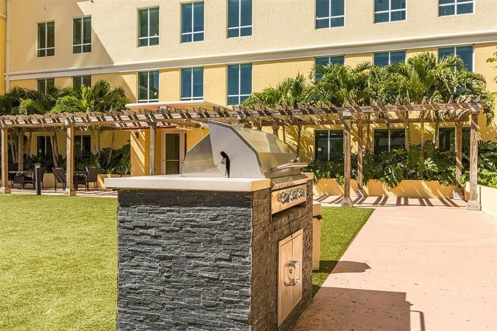 7350 Sw 89th St #1504S - Photo 2 of 41