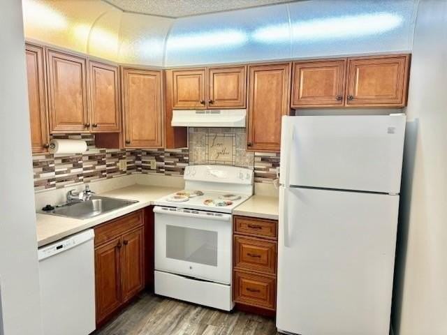 11112 Royal Palm Blvd #8-9 - Photo 2 of 19