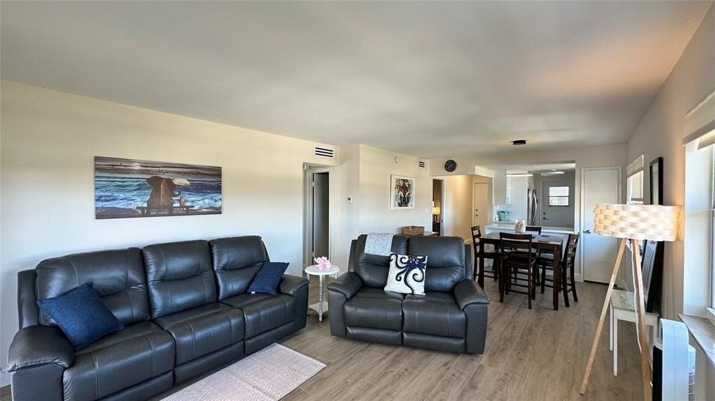 1630 N Ocean Blvd - Photo 6 of 29