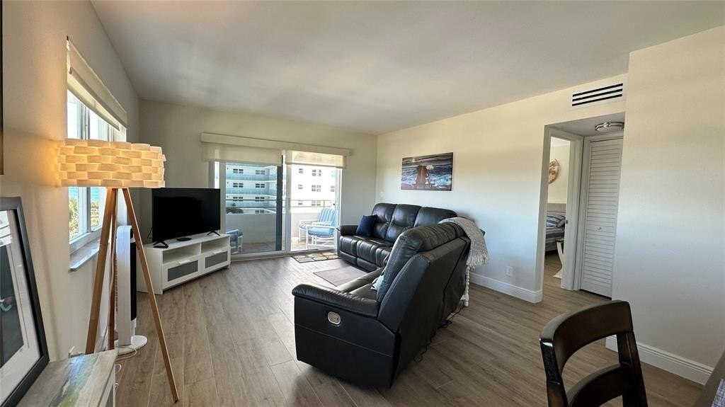 1630 N Ocean Blvd - Photo 7 of 29