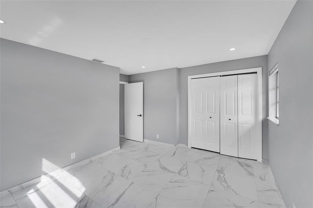 4681 Sw 43rd Ter - Photo 7 of 23