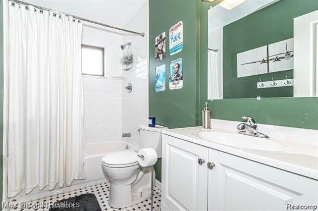 3800 Elmhurst Ave - Photo 6 of 8