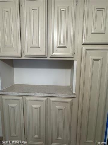 37683 Adrian Dr - Photo 4 of 17