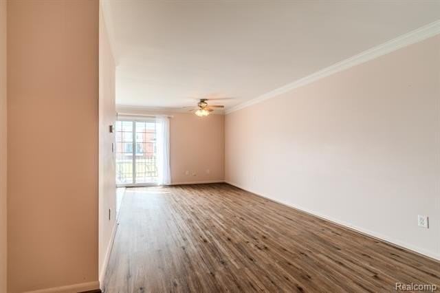 474 Fox Hills Dr N #2 - Photo 2 of 16