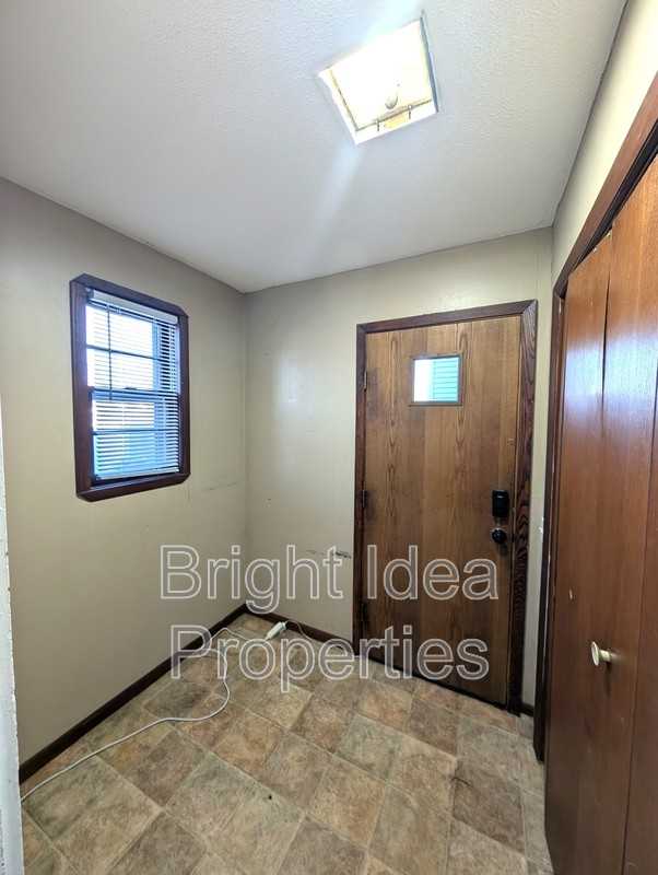 869 Geranium Ave E - Photo 7 of 7