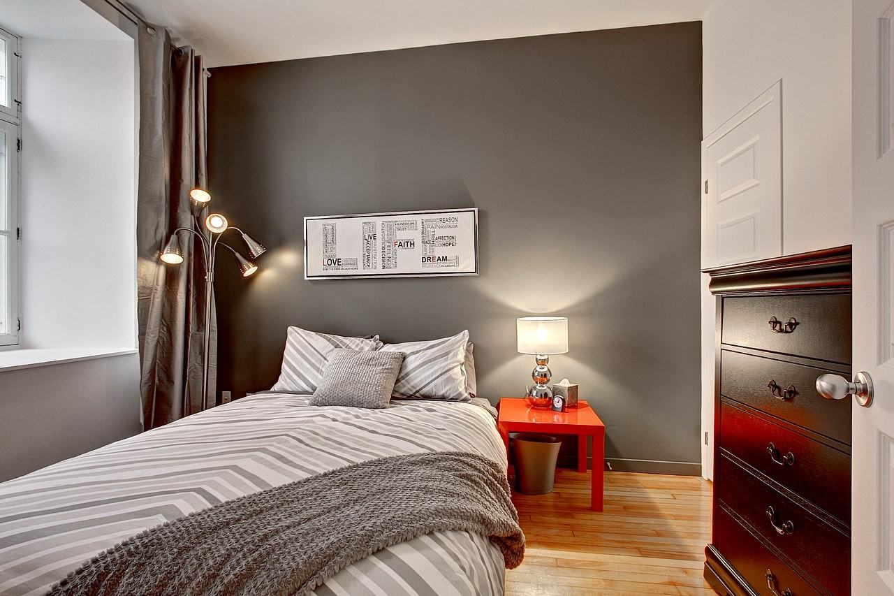 131 Rue Sainte-Anne #4 - Photo 5 of 16