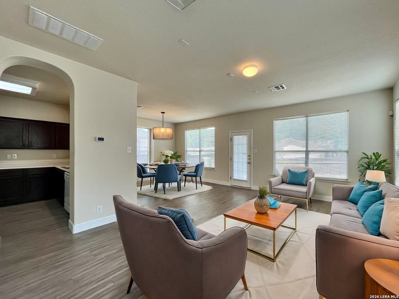 6739 Biscay Bay - Photo 2 of 39