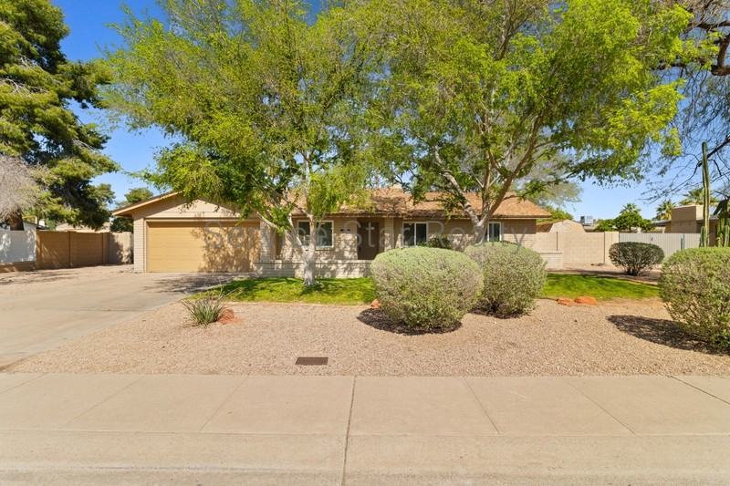 4910 E Sunnyside Dr - Photo 2 of 26