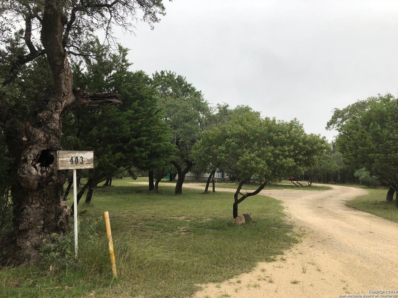 403 Los Indios Rd - Photo 2 of 20