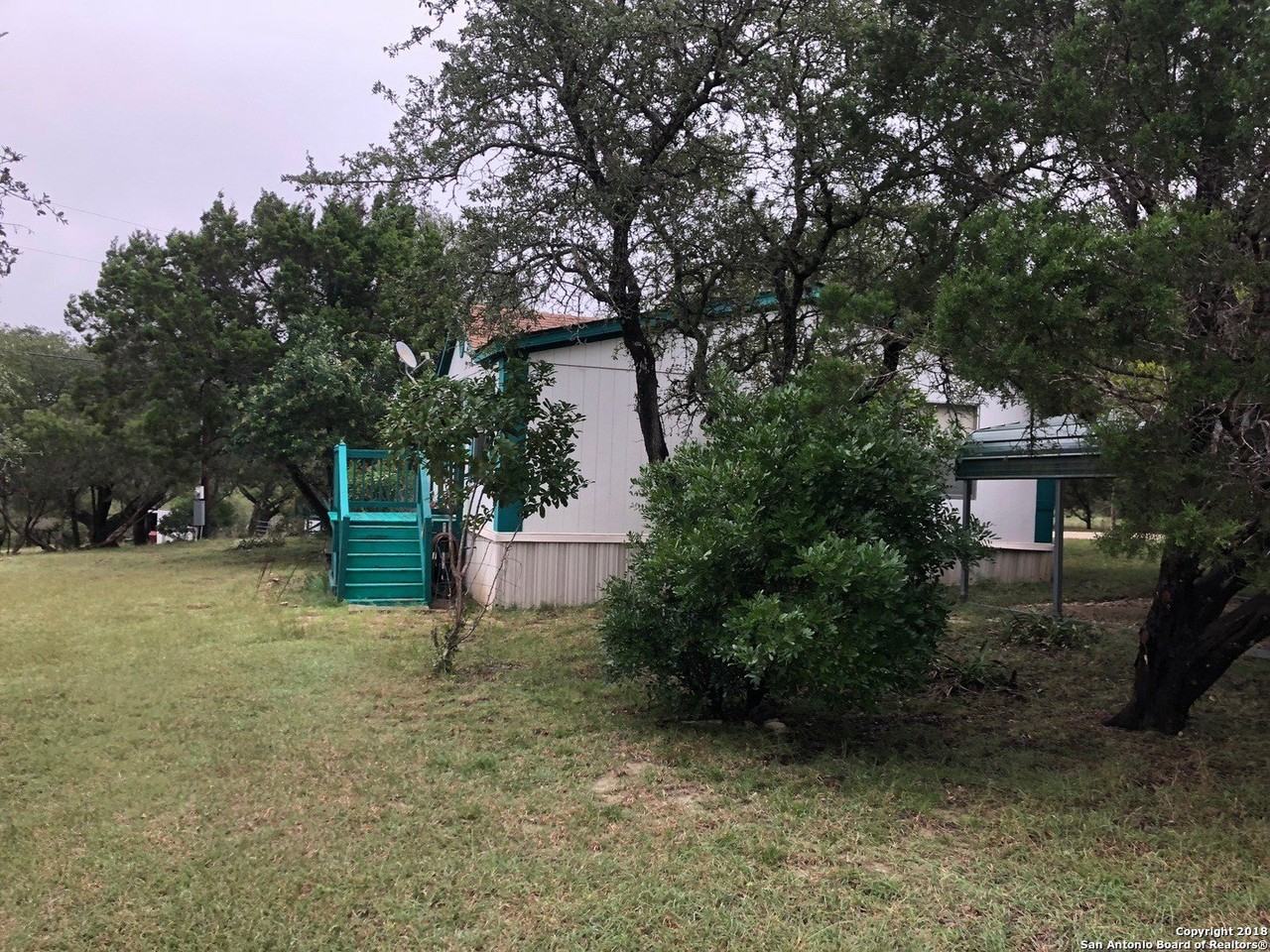 403 Los Indios Rd - Photo 5 of 20