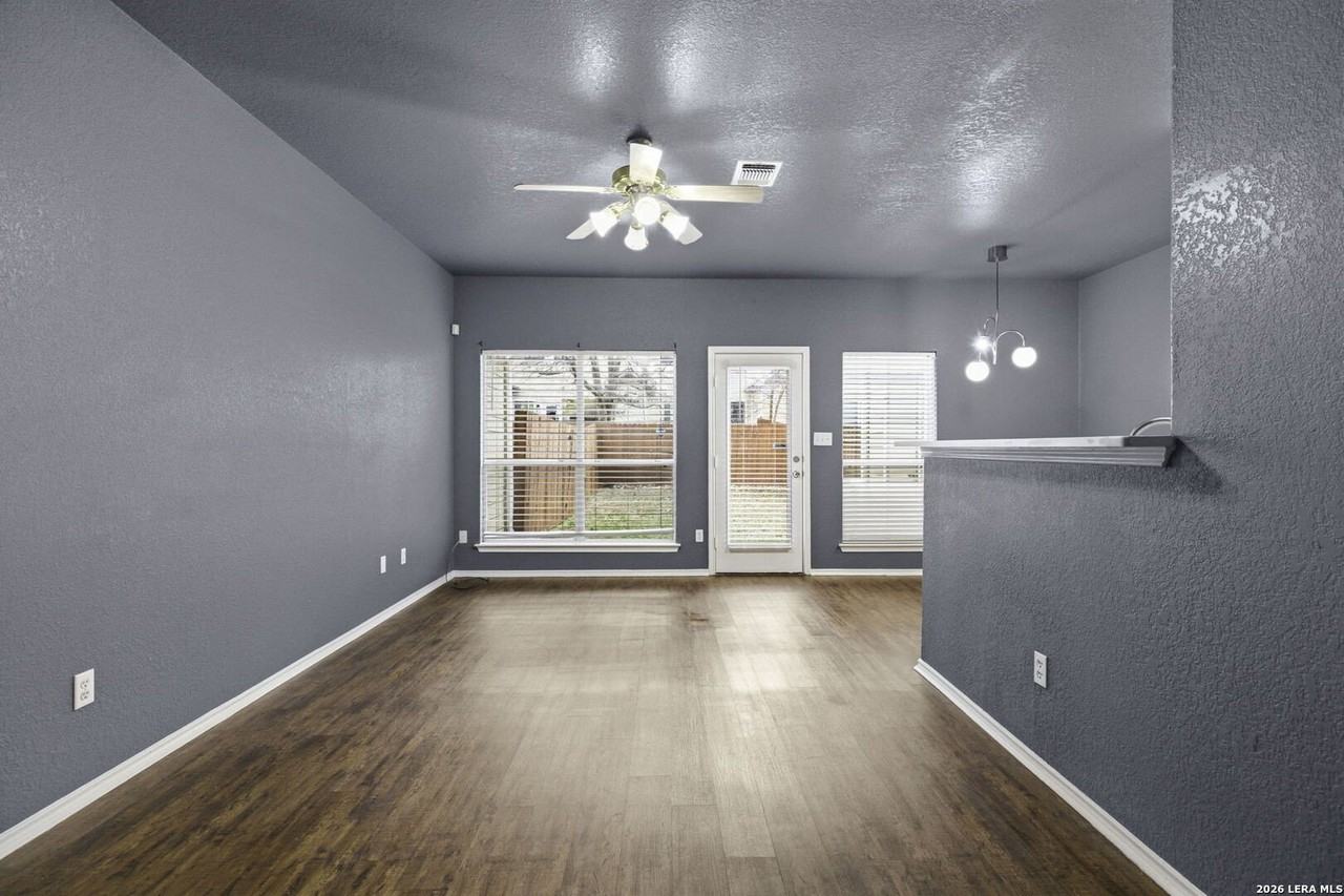 4145 Copano Bay - Photo 5 of 28