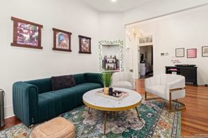 featured image of 114 Omaha St