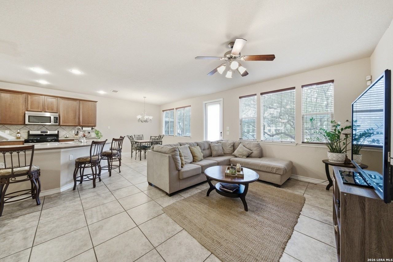 4138 Woodbridge Way - Photo 7 of 21