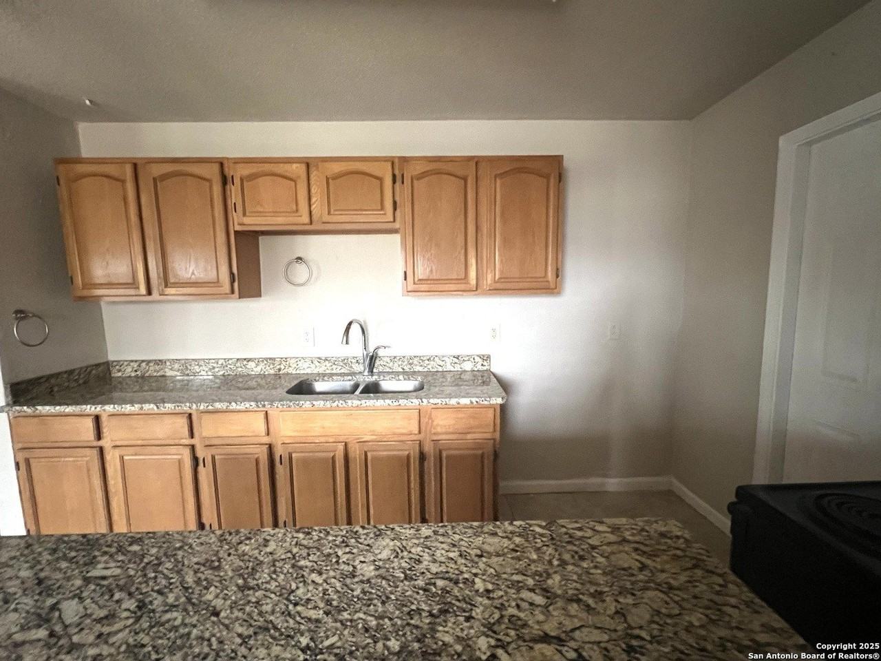 6214 Slate Valley Dr - Photo 5 of 13