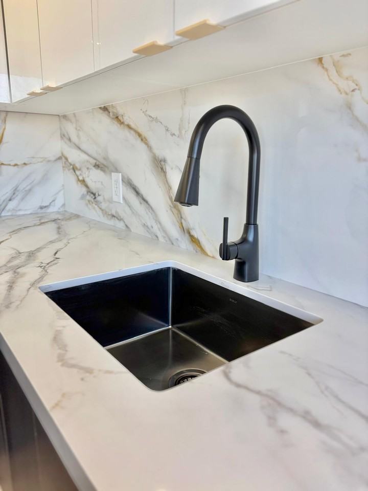 425 Whitmore Avenue - Photo 6 of 26