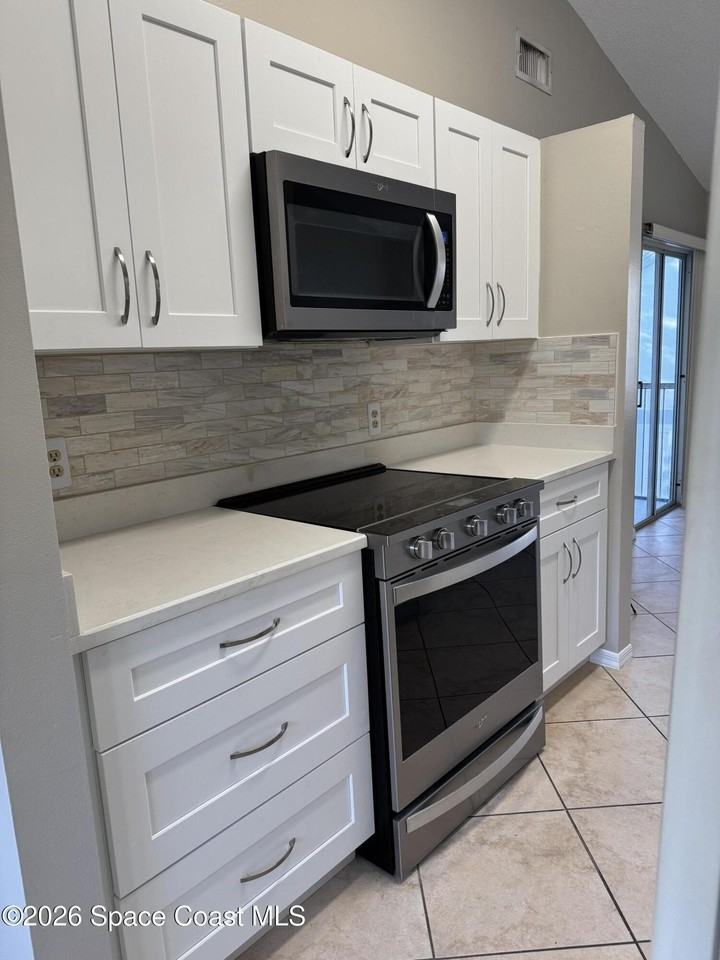 118 Beach Park Ln Unit V26 #V26 - Photo 2 of 20