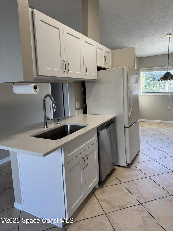 118 Beach Park Ln Unit V26 #V26 - Photo 4 of 20