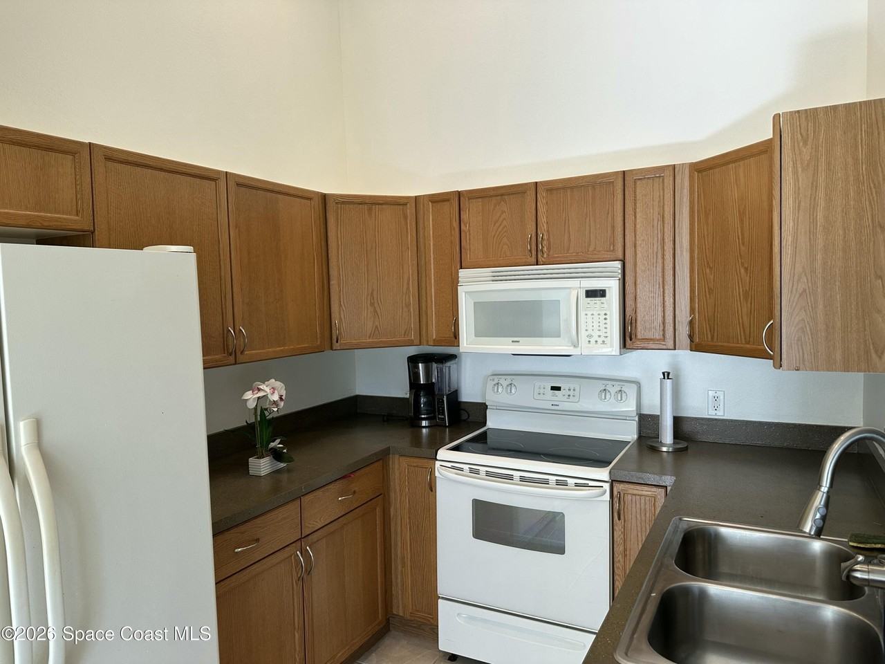 161 Portside Ave Unit 203 - Photo 7 of 25