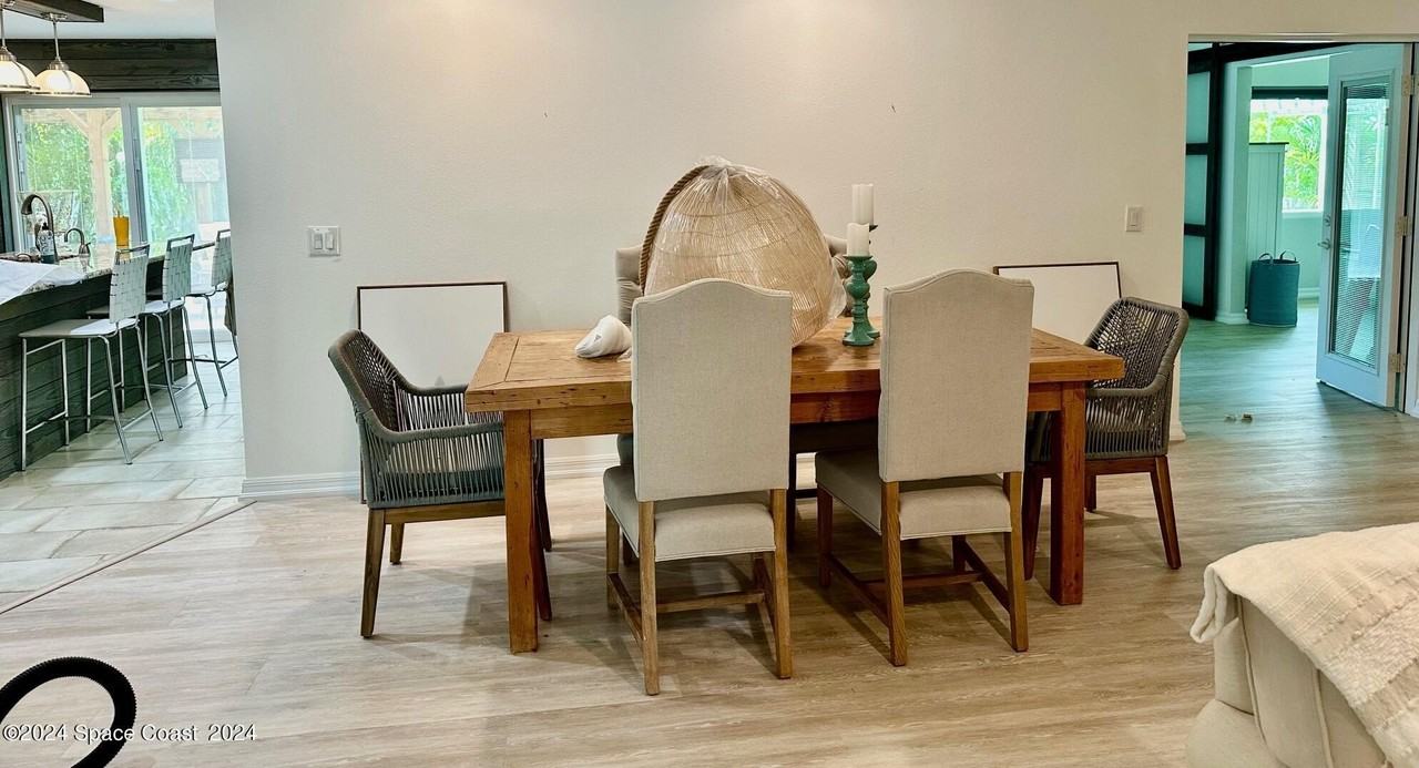 219 5th Ave - Photo 5 of 24