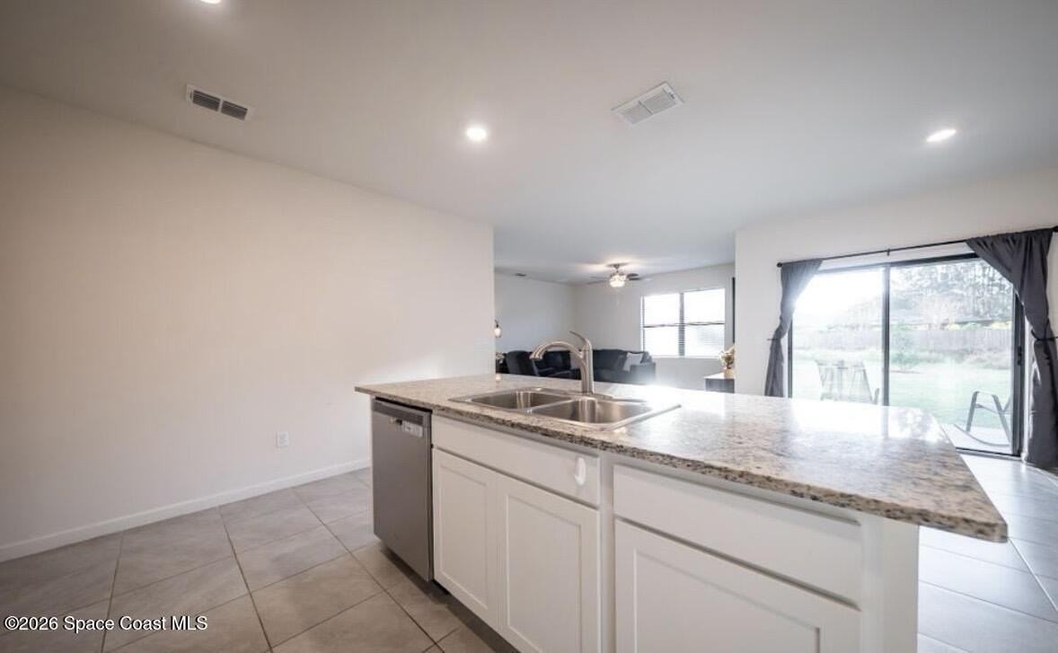 487 Old Country Rd Se - Photo 6 of 24