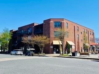 300 2A MASON AVE - Photo 2 of 26