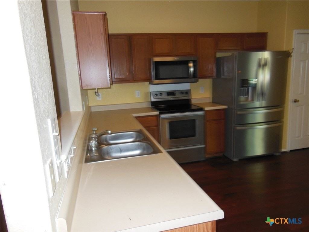 505 Starling Crk - Photo 6 of 23