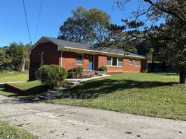 featured image of 424 Bridge View Rd