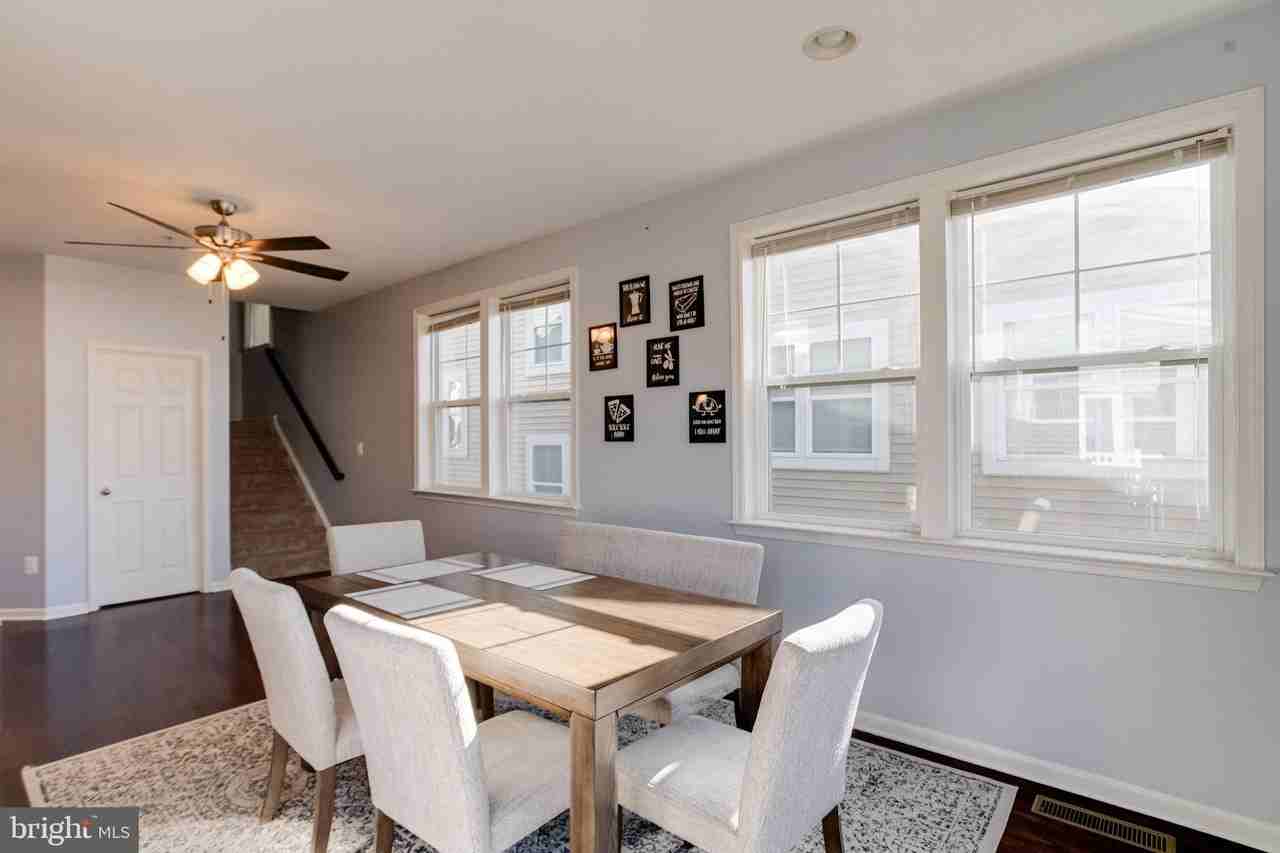 7520 Calais Way - Photo 5 of 28