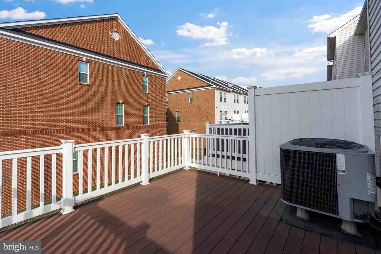 4500 Fait Ave - Photo 3 of 30