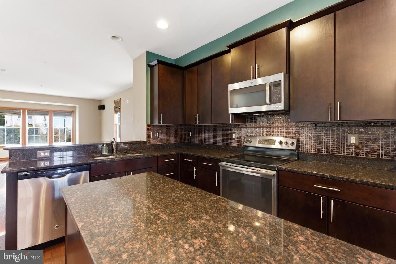 4500 Fait Ave - Photo 6 of 30