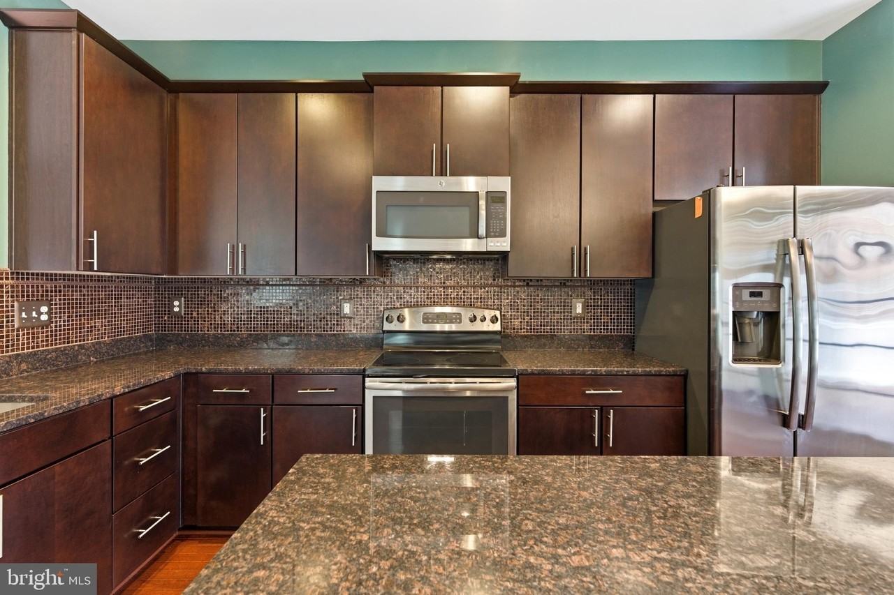 4500 Fait Ave - Photo 7 of 30