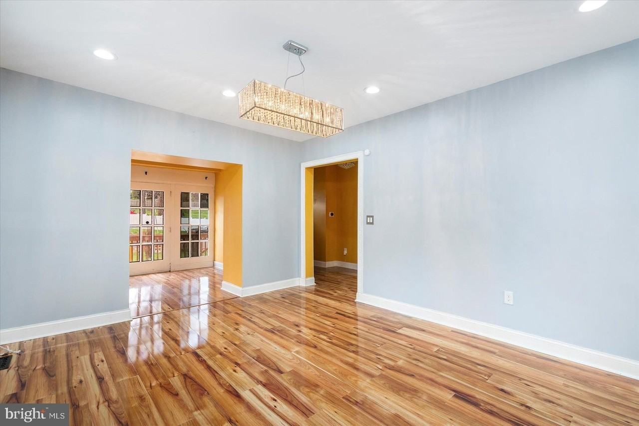 4017 Greenspring Ave - Photo 4 of 38